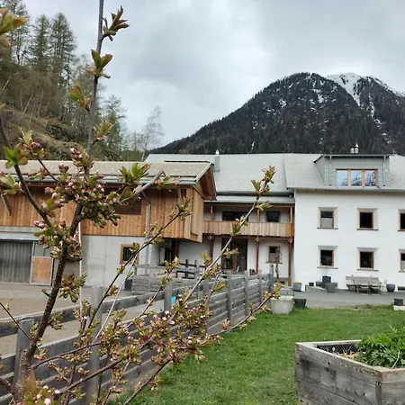 Im Oekohaus In Bed & Breakfast