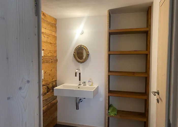 Im Oekohaus In Susch